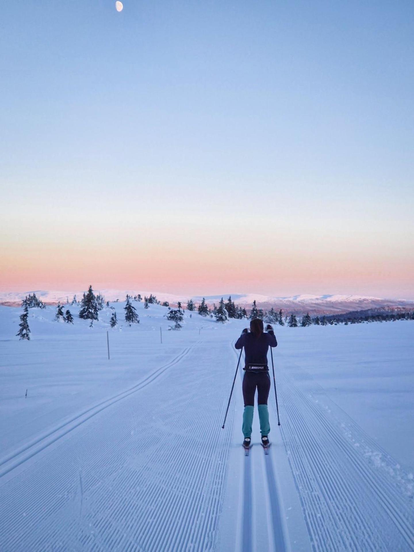 Hotel Camp Sjusjoen Mesnali Zewnętrze zdjęcie